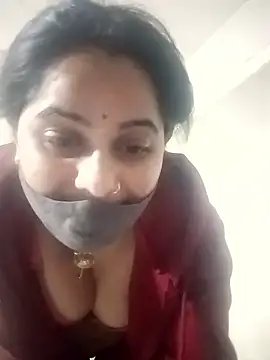 JULEE-740 online show from 01.08.26