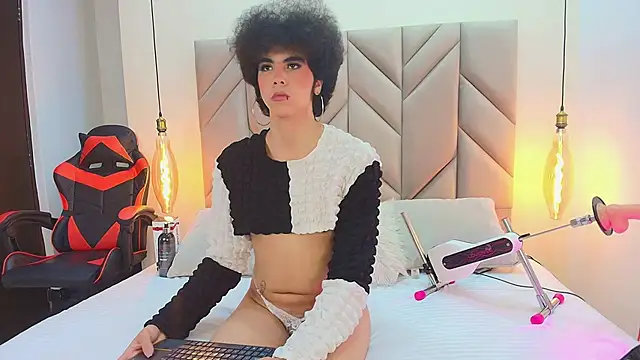 Kheyler Thompson online show from 10.11.25