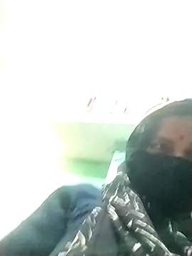 Rajnee33A online show from 04.15.26