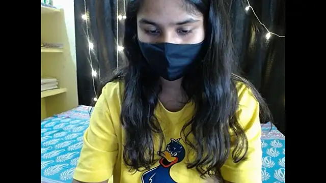 Snapshot of Vanya_7 chatting on 11.07.25 Vanya 7 online show from 11.07.25