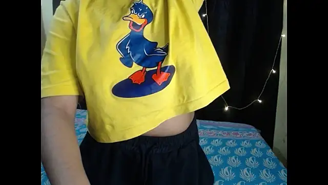 Snapshot of Vanya_7 chatting on 11.23.25 Vanya 7 online show from 11.23.25