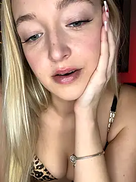 emilypeperoni online show from 12.19.25