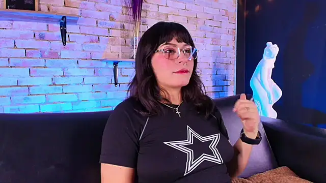 kitty malach online show from 04.20.26