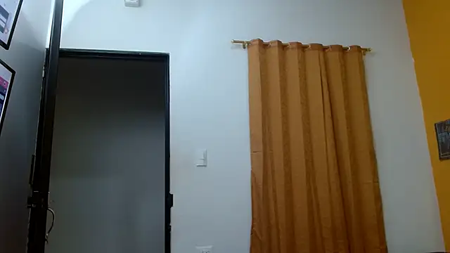 skinnyverus18 online show from 09.20.25