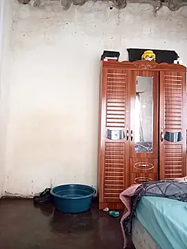 small D94 online show from 09.27.25