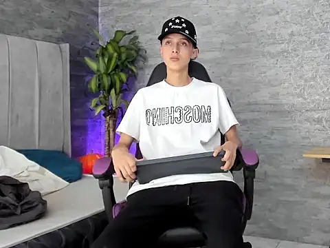 ArthurCox online show from 11.04.25