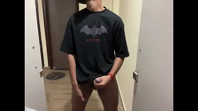 Snapshot of RavenBlack21 chatting on 09.27.25 RavenBlack21 online show from 09.27.25