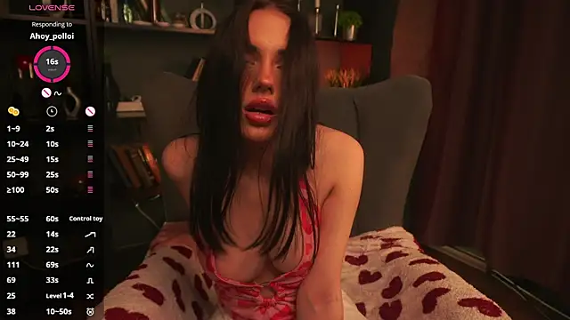 Snapshot of Kamila_Bell chatting on 09.12.25 Kamila Bell online show from 09.12.25