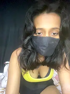 Joy Love Roxie online show from 12.13.25