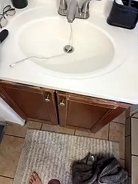 Snapshot of javier_89ER chatting on 09.15.25 javier 89ER online show from 09.15.25