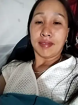 cute love00 online show from 02.14.26