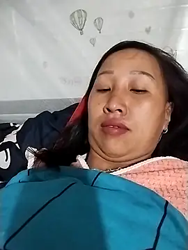 cute love00 online show from 02.20.26