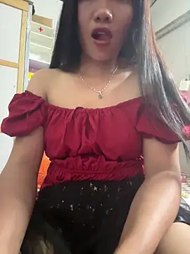 Snapshot of adbosa_00 chatting on 05.18.26 adbosa 00 online show from 05.18.26