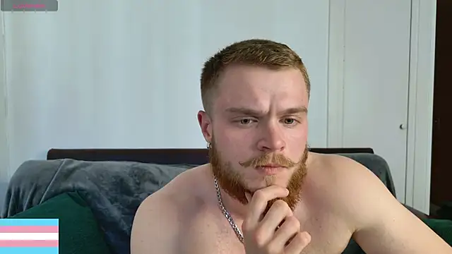 Snapshot of VictorTransMan chatting on 05.10.26 VictorTransMan online show from 05.10.26