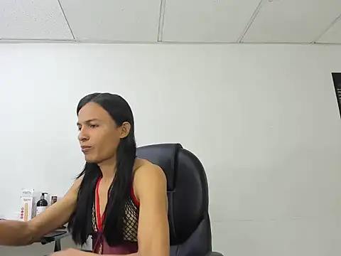 Aisha hotts777 online show from 09.24.25