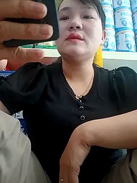 Snapshot of _Babyrose_ chatting on 09.17.25 Babyrose online show from 09.17.25