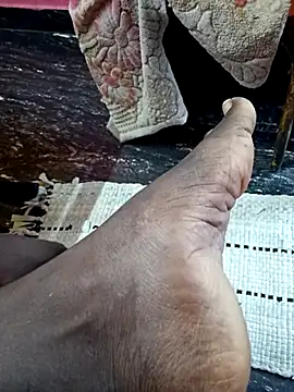 dolphiinn online show from 11.24.25