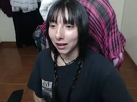 ScarlettShirahoshi online show from 12.16.25