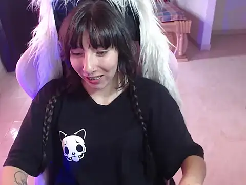 ScarlettShirahoshi online show from 02.13.26