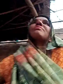 Snapshot of Pinky12A chatting on 11.02.25 Pinky12A online show from 11.02.25