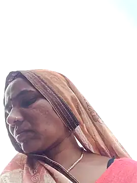 Snapshot of Pinky12A chatting on 11.23.25 Pinky12A online show from 11.23.25