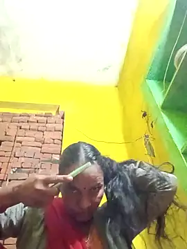 Snapshot of Pinky12A chatting on 11.24.25 Pinky12A online show from 11.24.25