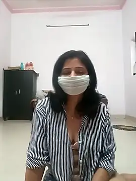 BITEXBABYlove online show from 10.25.25