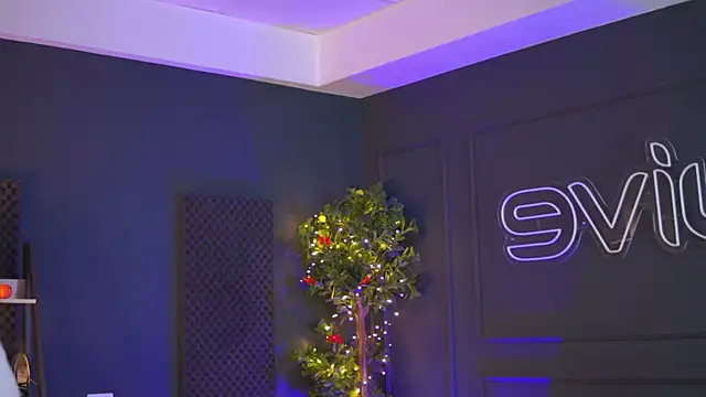 SiennaRuh online show from 01.15.26