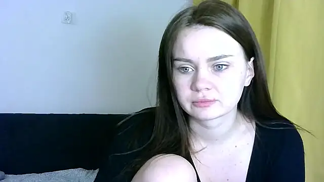 Snapshot of Bonny_Candy chatting on 12.22.25 Bonny Candy online show from 12.22.25