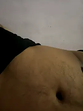 Snapshot of DeepakFucker01 chatting on 09.14.25 DeepakFucker01 online show from 09.14.25