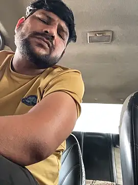 Snapshot of DeepakFucker01 chatting on 10.24.25 DeepakFucker01 online show from 10.24.25