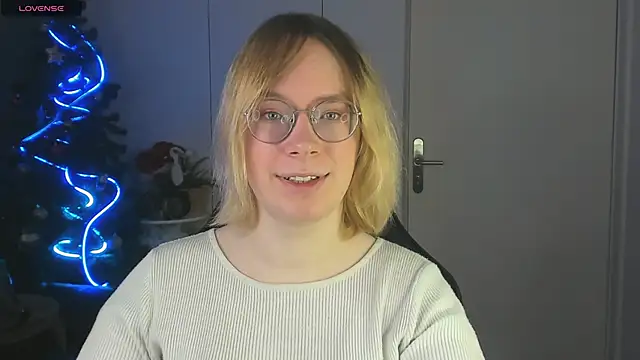 Amanda Butlerr online show from 12.18.25