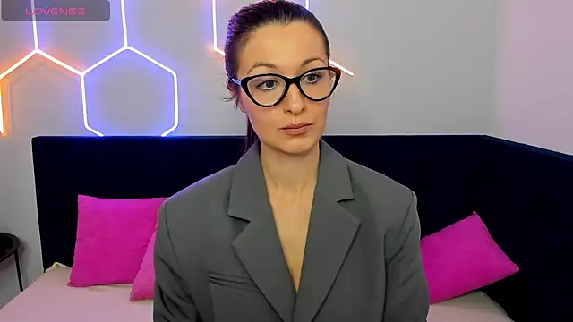 Joan Nelson online show from 12.19.25