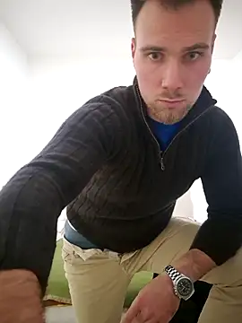 mrlyuis online show from 11.25.25