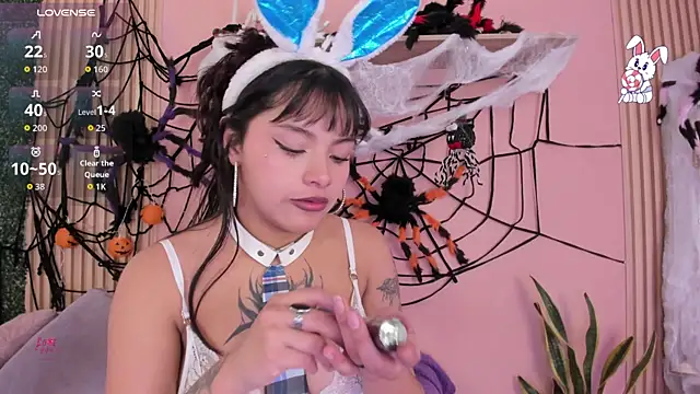 Mia zafir online show from 10.30.25