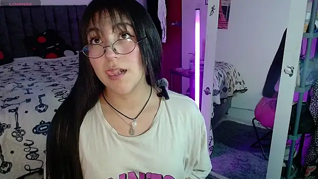 lilitth777 online show from 02.05.26