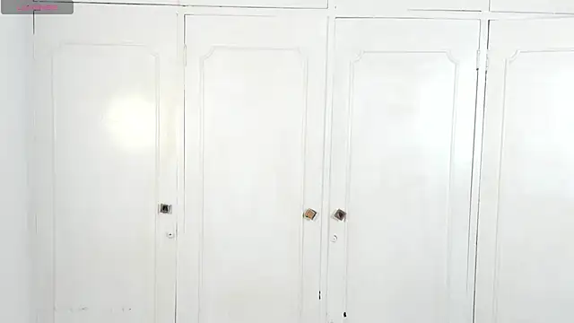 Snapshot of zarek_lux chatting on 01.16.26 zarek lux online show from 01.16.26