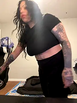 chicanachic13 online show from 09.23.25