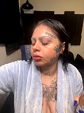 chicanachic13 online show from 10.12.25