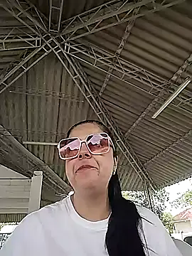 Nahomi 04 online show from 10.23.25