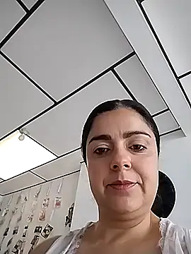 Nahomi 04 online show from 11.08.25