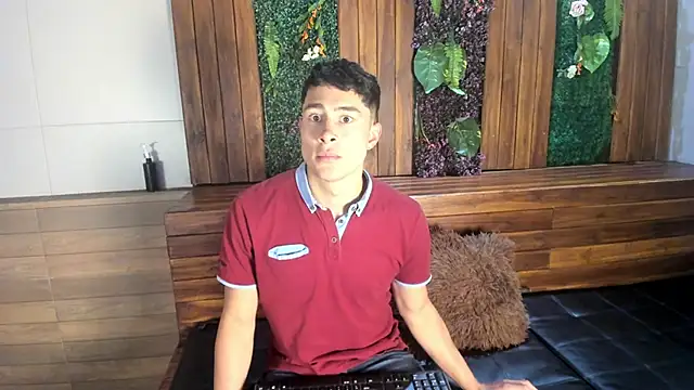 AustinJones  online show from 12.14.25