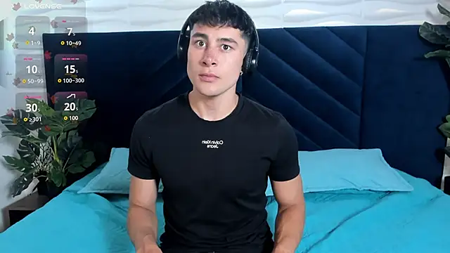 AustinJones  online show from 02.06.26