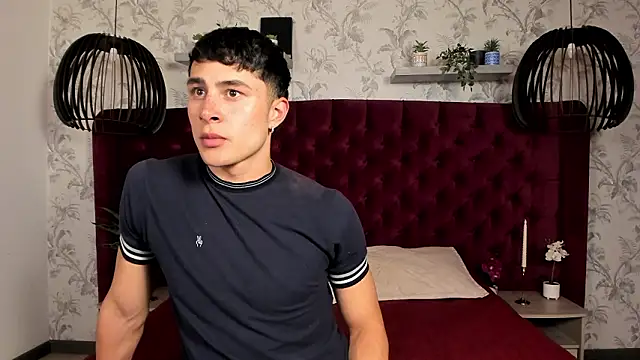 AustinJones  online show from 03.25.26