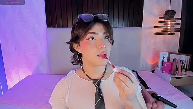 Creamy Angelo online show from 02.05.26