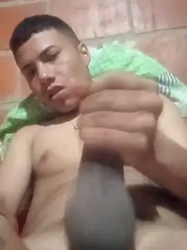 Snapshot of eldelmienbrogrueso chatting on 11.11.25 eldelmienbrogrueso online show from 11.11.25