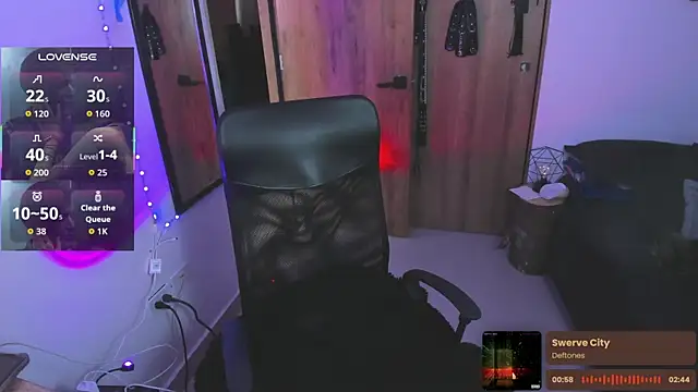 starrraura online show from 11.14.25