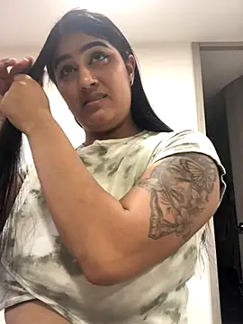 Snapshot of Miia_Parker chatting on 11.19.25 Miia Parker online show from 11.19.25