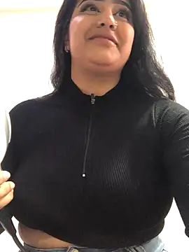 Snapshot of Miia_Parker chatting on 11.25.25 Miia Parker online show from 11.25.25