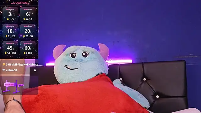 Theo 0101 online show from 09.30.25